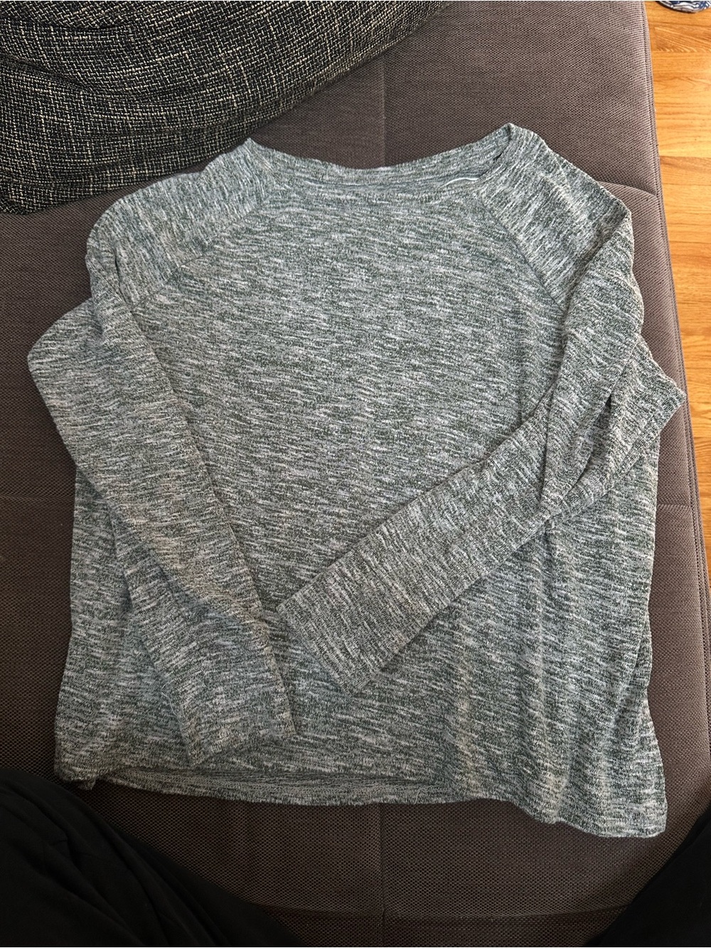 Green and white soft long sleeve
